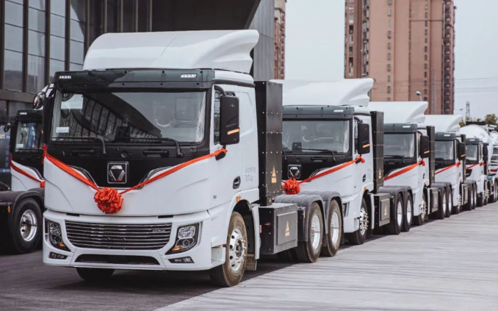 “綠”見(jiàn)安徽！百臺(tái)徐工新能源牽引車(chē)強(qiáng)勢(shì)入駐
