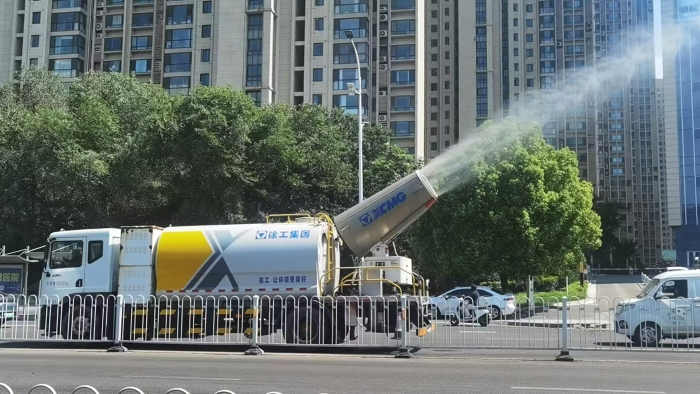 徐工多功能抑塵車，助力家鄉(xiāng)徐州環(huán)境，更“凈”一步！