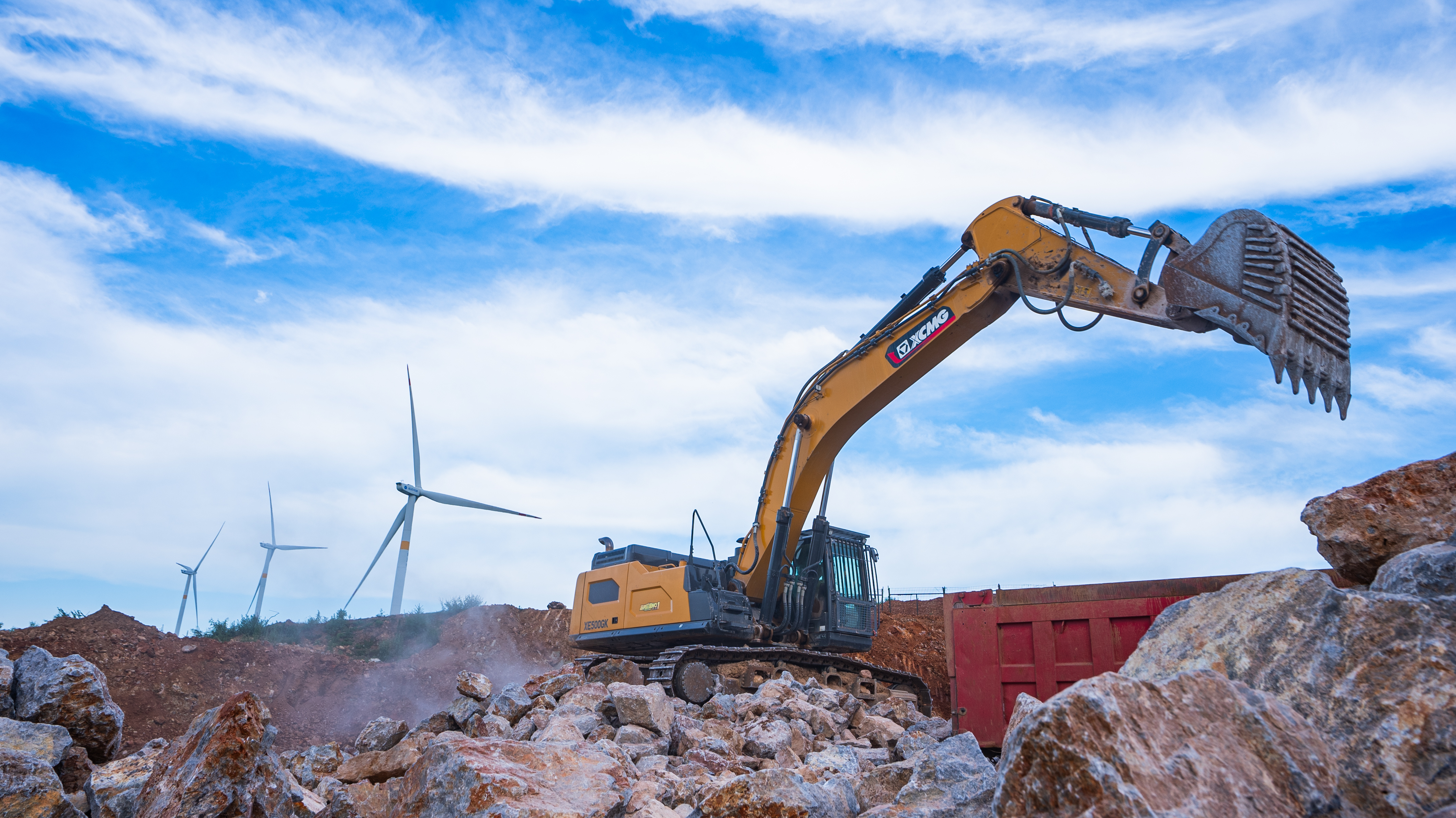 “掘金巨無霸”徐工XE500GK宜城石料開采，讓高效成就財富