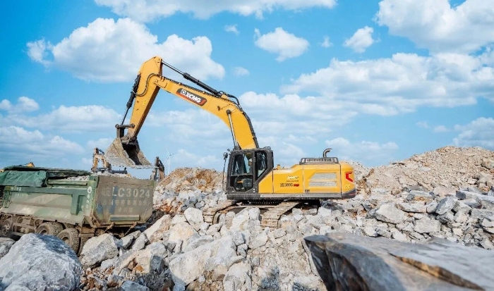 徐工XE380G PRO：掘金王者，超能裝！