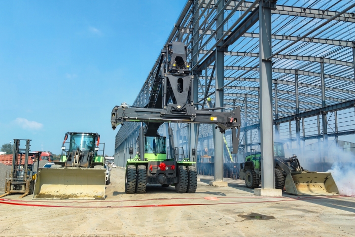 協(xié)同致勝，徐工“綠色艦隊”開啟多元物流新篇章